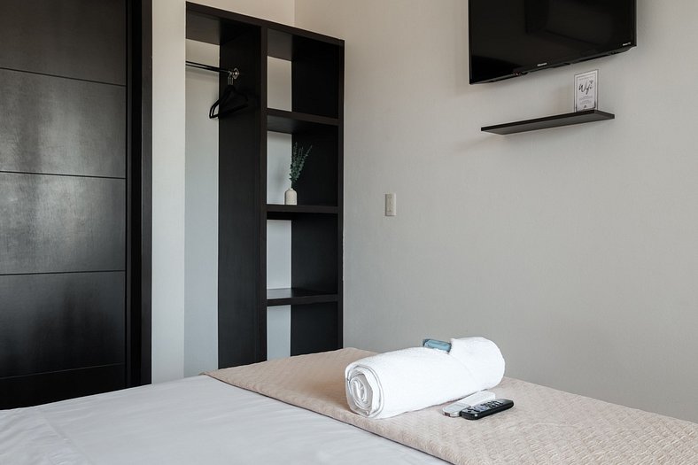 Newly Renovated Room - La Aurora (A/C & Star Link)